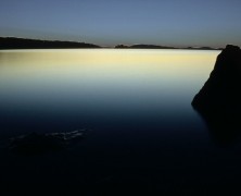 Βραδεως επλεε η βαρκα…