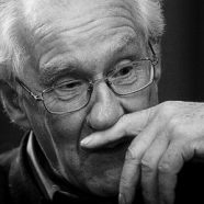 “Να σωσουμε τον ελληνικο λαο απο τους σωτηρες του”