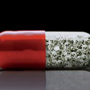 Iατρικη : Ιερη αγελαδα – μεσο κοινωνικης υποταγης